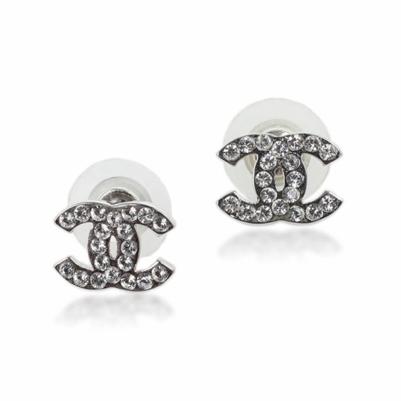 CHANEL Jewelry - 💥SOLD💥 CHANEL Classic Crystal CC Logo Earrings